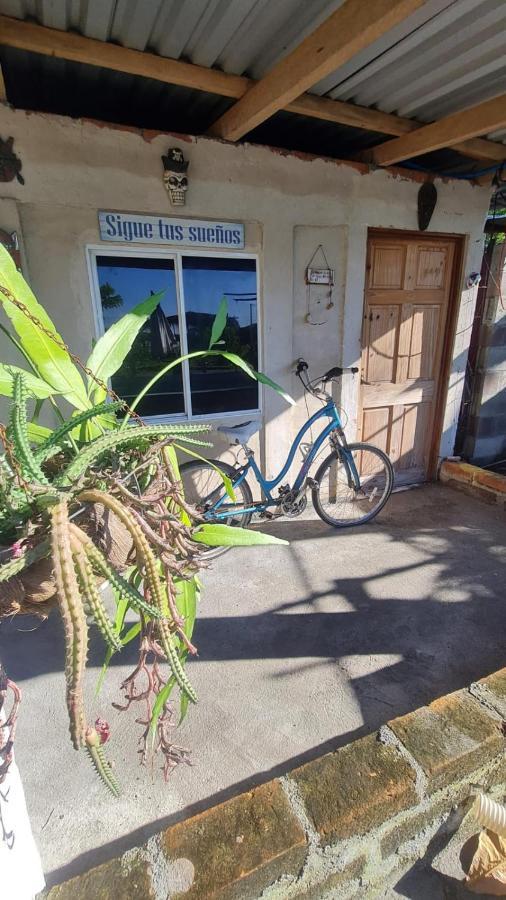 ホテルSurf & Turf Zacatecoluca エクステリア 写真